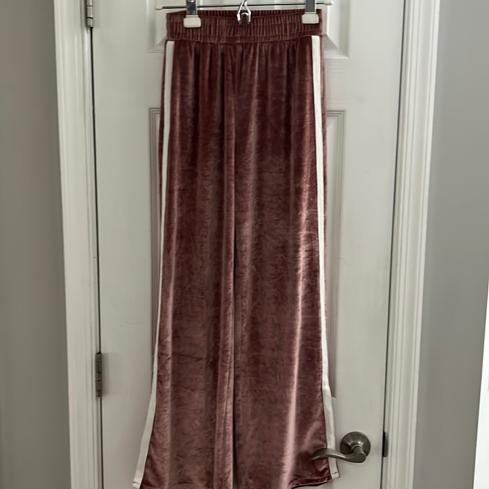 Velvety mauve purple pants with stripe detail